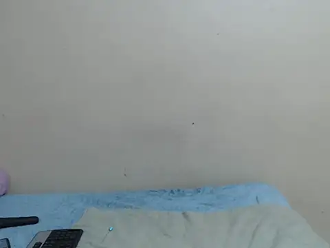 Snapshot of SexyLipss_ chatting on December 2025 06:26:02 PM SexyLipss online show from December 2025 06:26:02 PM