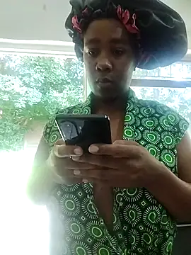 Snapshot of SexyLipss_ chatting on February 2026 10:18:01 AM SexyLipss online show from February 2026 10:18:01 AM