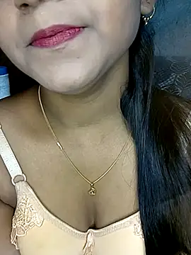 Neha533 online show from November 2025 06:08:02 PM