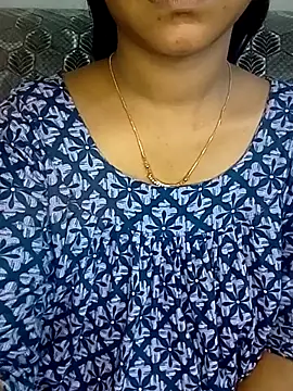 Snapshot of Neha533 chatting on April 2026 04:23:01 PM Neha533 online show from April 2026 04:23:01 PM