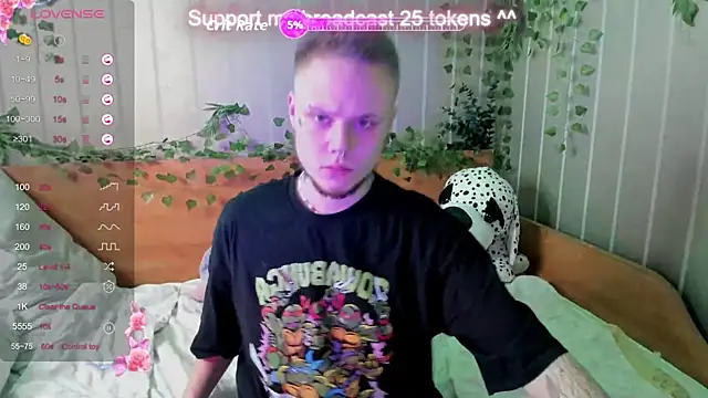 MettBliss online show from November 2025 08:26:01 AM