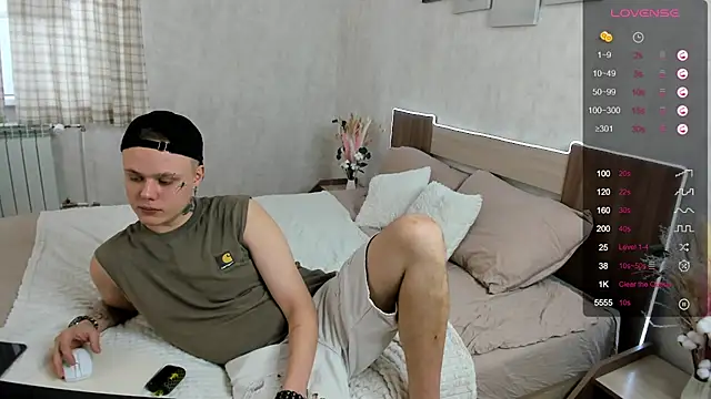 MettBliss online show from November 2025 05:06:01 AM