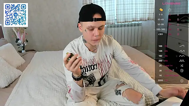 MettBliss online show from November 2025 08:02:01 AM