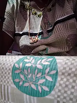 Snapshot of hyd_couple7878 chatting on November 2025 06:41:02 AM hyd couple7878 online show from November 2025 06:41:02 AM