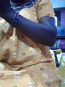 Snapshot of hyd_couple7878 chatting on November 2025 03:28:01 AM hyd couple7878 online show from November 2025 03:28:01 AM