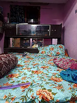 Snapshot of hyd_couple7878 chatting on December 2025 05:42:01 PM hyd couple7878 online show from December 2025 05:42:01 PM