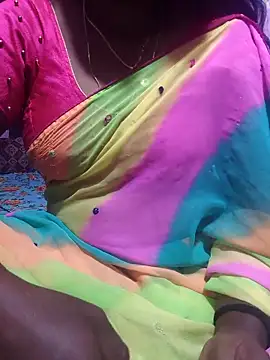 Snapshot of hyd_couple7878 chatting on February 2026 07:10:02 AM hyd couple7878 online show from February 2026 07:10:02 AM