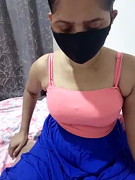 Aarti909090 online show from May 2026 02:25:01 PM