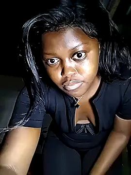 Snapshot of SweetSavage18 chatting on March 2026 02:05:02 AM SweetSavage18 online show from March 2026 02:05:02 AM