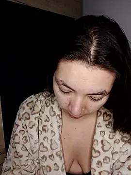 Baby Myla online show from November 2025 07:35:02 PM