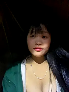 ThuxO7 online show from November 2025 11:48:01 PM