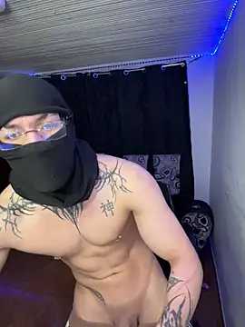 Snapshot of kenshintr chatting on November 2025 03:12:01 AM kenshintr online show from November 2025 03:12:01 AM