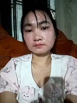 Snapshot of buom-xinh chatting on November 2025 01:32:01 PM buom-xinh online show from November 2025 01:32:01 PM