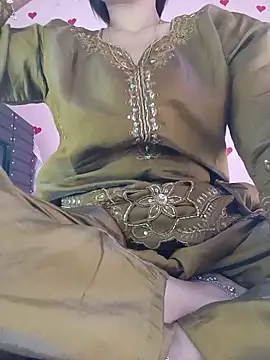 Saniya76 online show from May 2026 03:32:01 PM