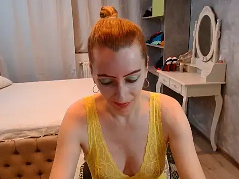 AnneDevrim online show from November 2025 06:56:02 AM