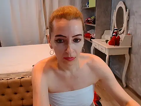 AnneDevrim online show from December 2025 07:14:02 AM