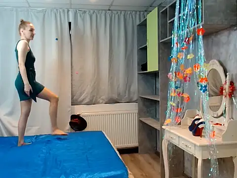 AnneDevrim online show from March 2026 05:52:01 AM