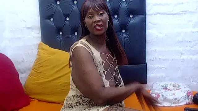 AUGUSTBLOOMxx online show from November 2025 05:47:02 PM