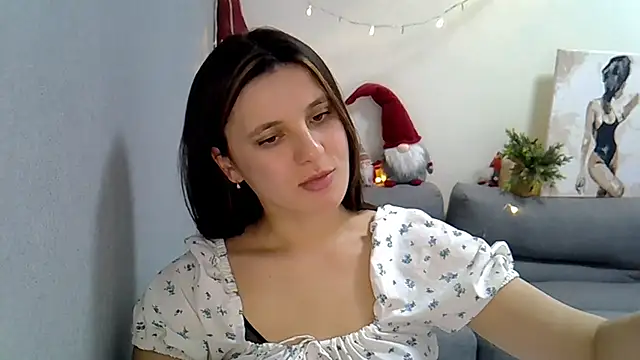 KiraHoney online show from December 2025 01:51:02 PM