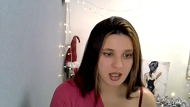 KiraHoney online show from December 2025 09:22:01 PM