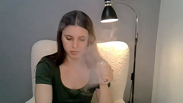 KiraHoney online show from May 2026 04:58:02 PM