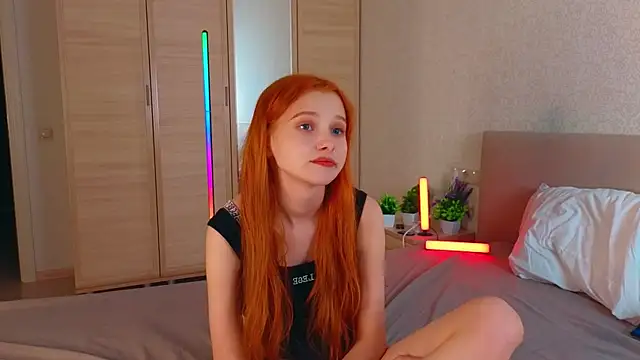 Snapshot of MarthaMack chatting on November 2025 07:55:01 AM MarthaMack online show from November 2025 07:55:01 AM