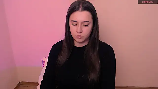 Snapshot of AlinaDoll_ chatting on March 2026 08:43:01 AM AlinaDoll online show from March 2026 08:43:01 AM