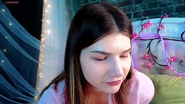 Snapshot of WilmaJohnson chatting on February 2026 06:57:02 AM WilmaJohnson online show from February 2026 06:57:02 AM