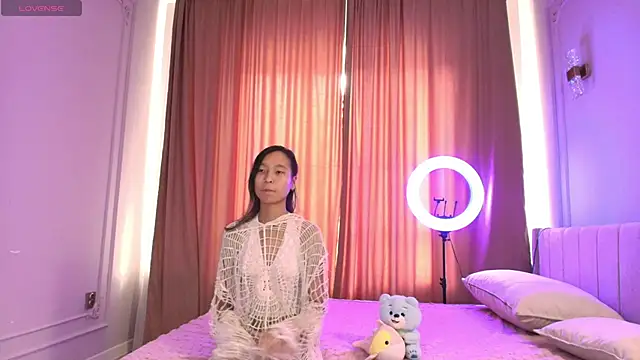 Snapshot of lihnpham chatting on November 2025 03:56:01 AM lihnpham online show from November 2025 03:56:01 AM