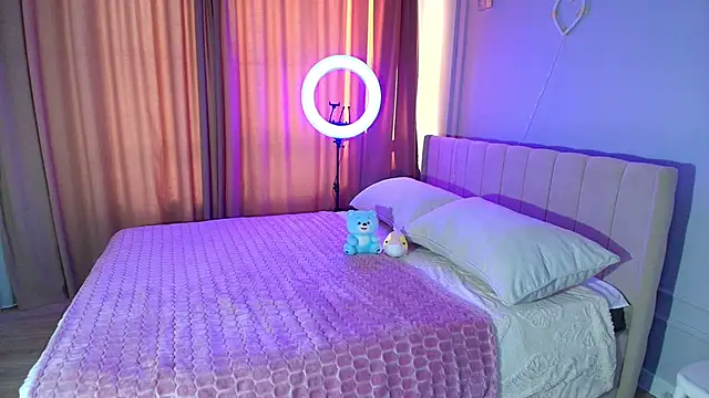 Snapshot of lihnpham chatting on November 2025 03:28:01 AM lihnpham online show from November 2025 03:28:01 AM