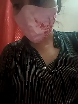 Snapshot of Tamil_White_Rose chatting on December 2025 07:41:01 PM Tamil White Rose online show from December 2025 07:41:01 PM