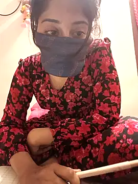 Snapshot of Tamil_White_Rose chatting on February 2026 09:46:01 PM Tamil White Rose online show from February 2026 09:46:01 PM