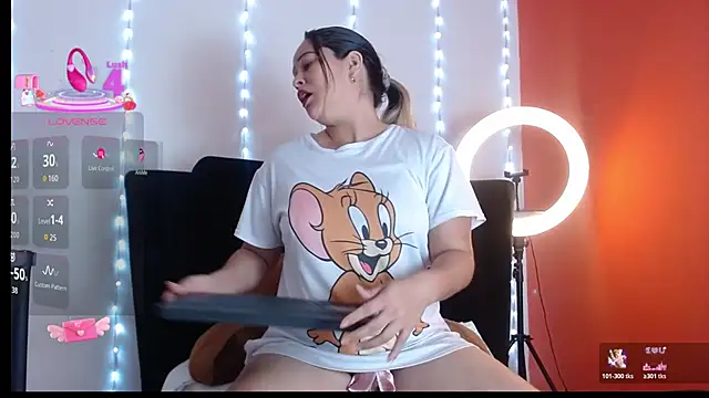 Snapshot of wandalive chatting on November 2025 05:40:02 AM wandalive online show from November 2025 05:40:02 AM