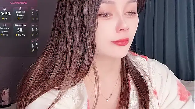 Snapshot of Yesenia- chatting on November 2025 05:13:02 AM Yesenia- online show from November 2025 05:13:02 AM