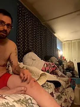 Snapshot of biggdaddyandqueenn chatting on November 2025 07:08:02 AM biggdaddyandqueenn online show from November 2025 07:08:02 AM