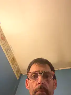 Snapshot of biggdaddyandqueenn chatting on December 2025 07:58:02 AM biggdaddyandqueenn online show from December 2025 07:58:02 AM