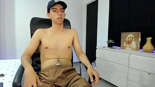 Snapshot of _rhys_jagger chatting on November 2025 04:29:02 PM rhys jagger online show from November 2025 04:29:02 PM