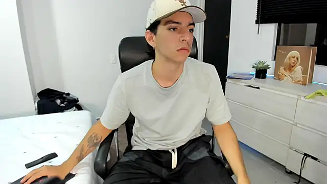 Snapshot of _rhys_jagger chatting on November 2025 07:08:02 AM rhys jagger online show from November 2025 07:08:02 AM