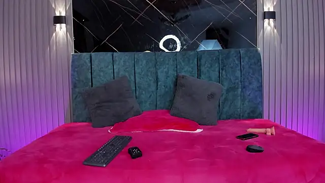 Bella Riverss online show from February 2026 07:10:01 PM