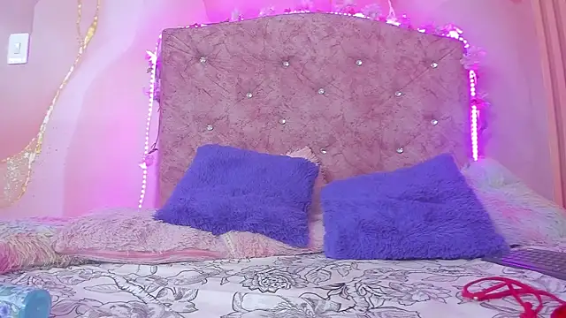 zoe evil  online show from November 2025 11:10:01 AM