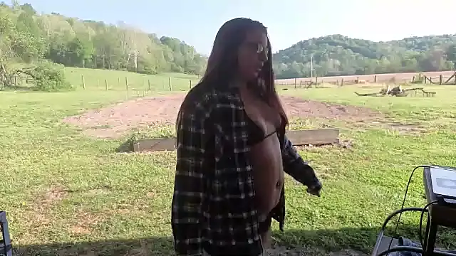 thickfarmtwat online show from April 2026 01:13:01 PM