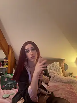 Snapshot of vanille13r chatting on February 2026 07:01:02 PM vanille13r online show from February 2026 07:01:02 PM