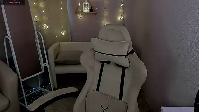 Hanako Rey online show from February 2026 01:10:01 PM