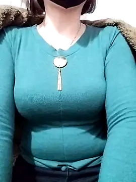 Snapshot of Niramiu chatting on November 2025 01:39:02 AM Niramiu online show from November 2025 01:39:02 AM