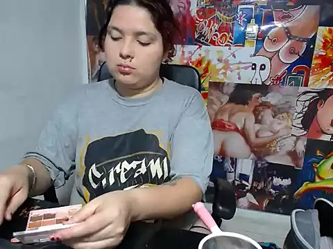 Snapshot of Gracie_Bon_ chatting on November 2025 09:31:01 AM Gracie Bon online show from November 2025 09:31:01 AM