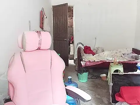 RebelAura online show from November 2025 12:21:01 AM