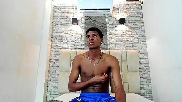 Snapshot of XAVI_LEE chatting on December 2025 07:42:02 PM XAVI LEE online show from December 2025 07:42:02 PM