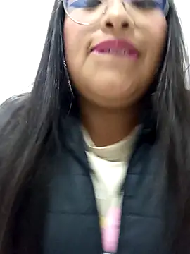 Isaabeellaa deemoonny1 online show from November 2025 05:45:01 PM