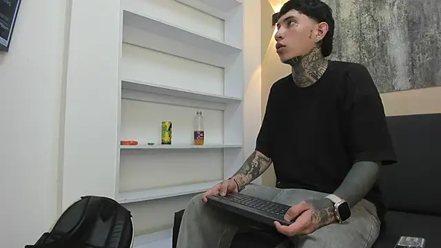 DANTE ARMSTRONG online show from February 2026 03:57:01 AM