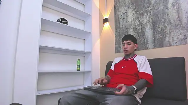 DANTE ARMSTRONG online show from February 2026 04:09:02 AM